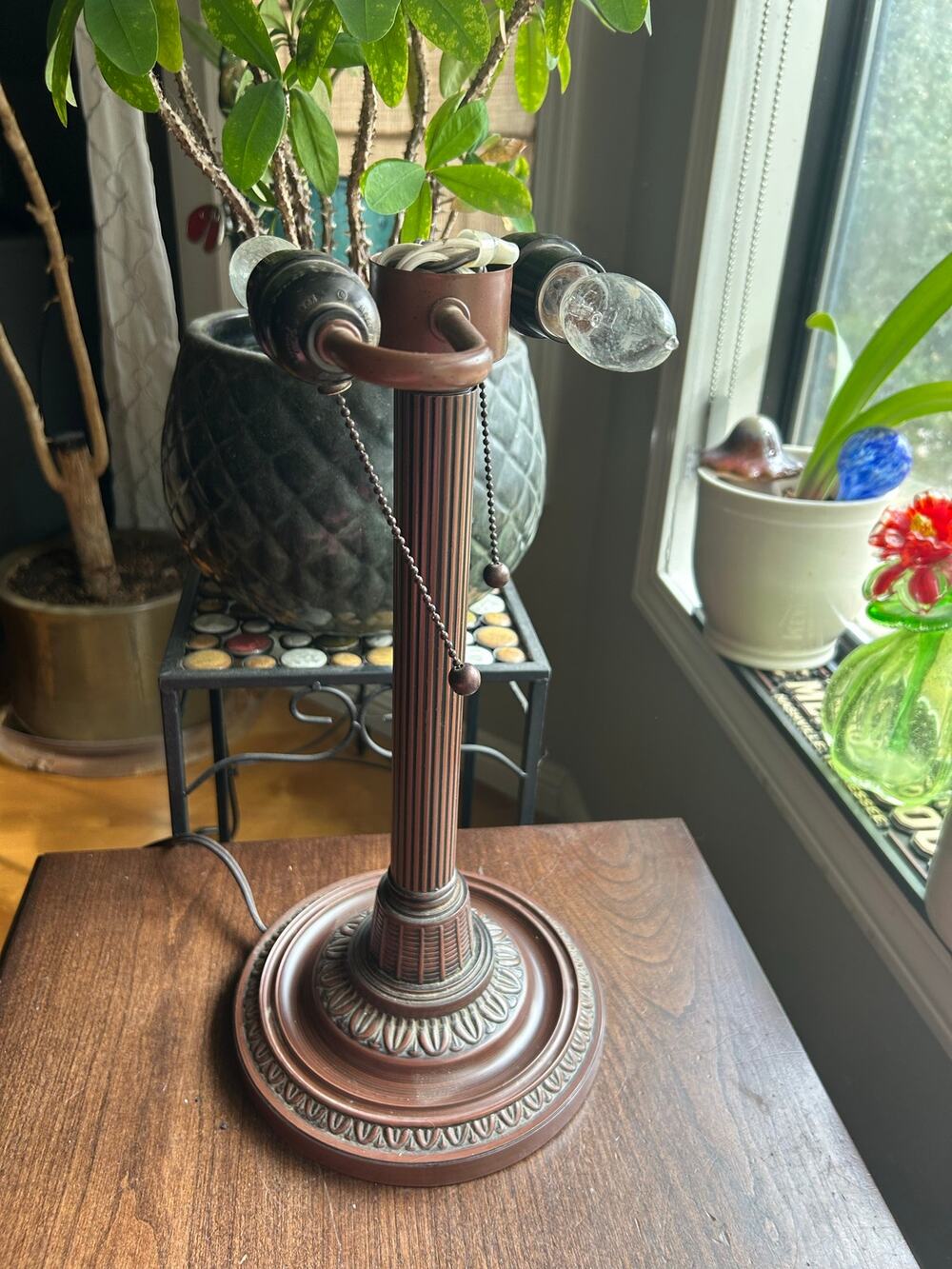 Vintage Bronze Tone Desk Lamp 2 Pull Chain Switches